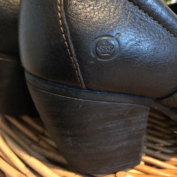 Born Brand Black Leather Booties Size 8.5M - Picture 7 of 8